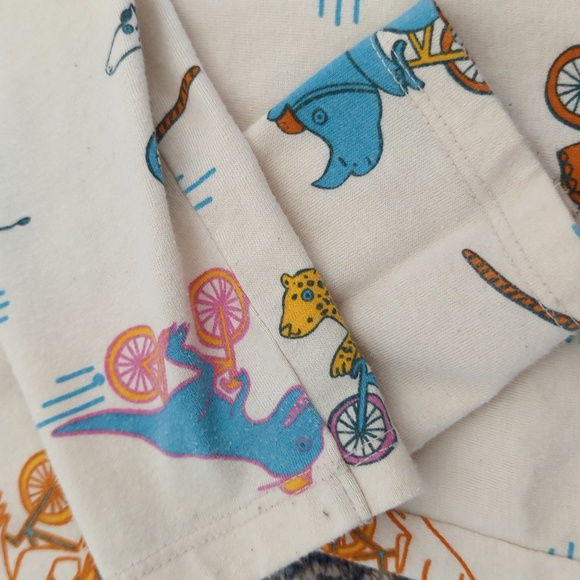 Animal Themed Longsleeve 🚲 - Picture 6 of 8